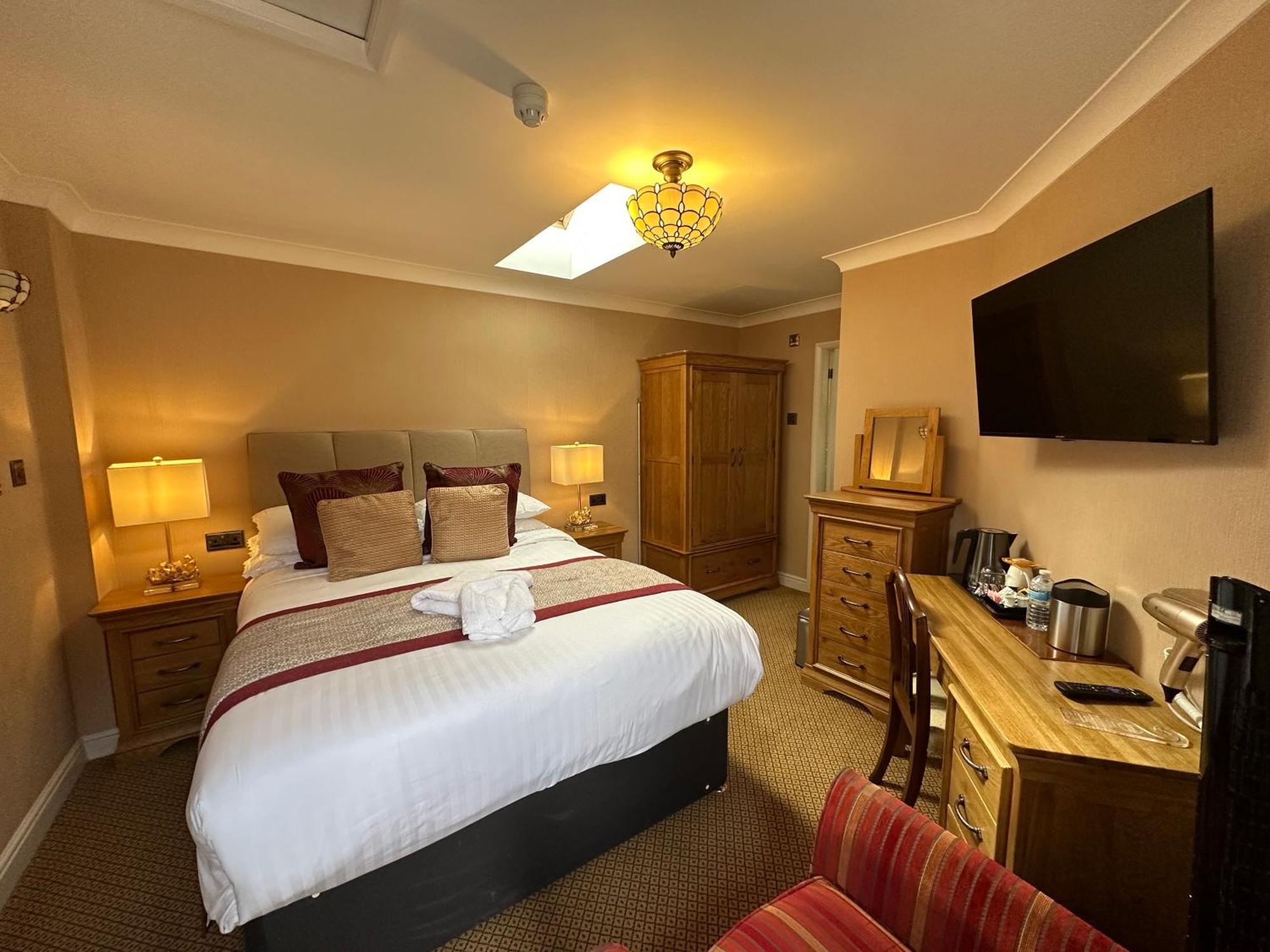 Chester House Guest House Экстерьер фото A room at the hotel
